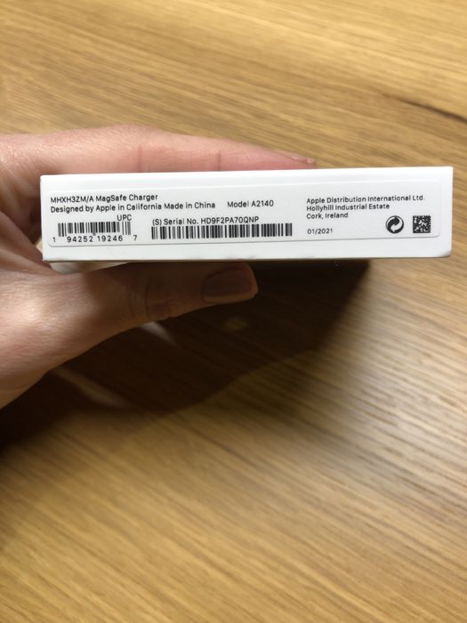 Carregador magsafe Apple por abrir