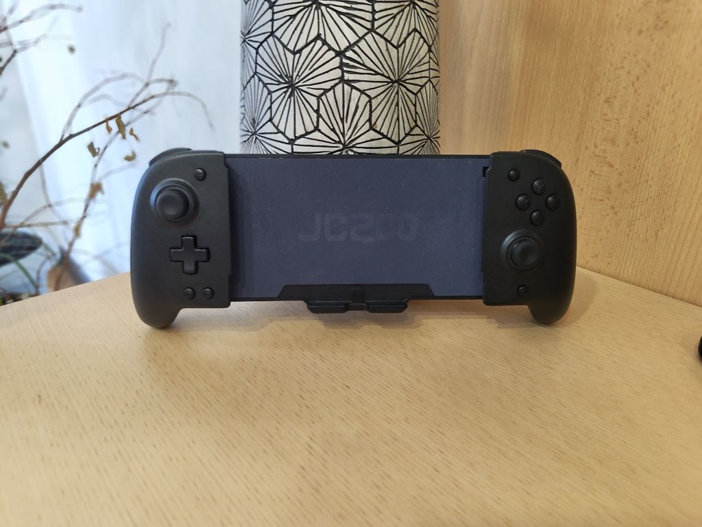 Nintendo switch + аксесуар + чихол