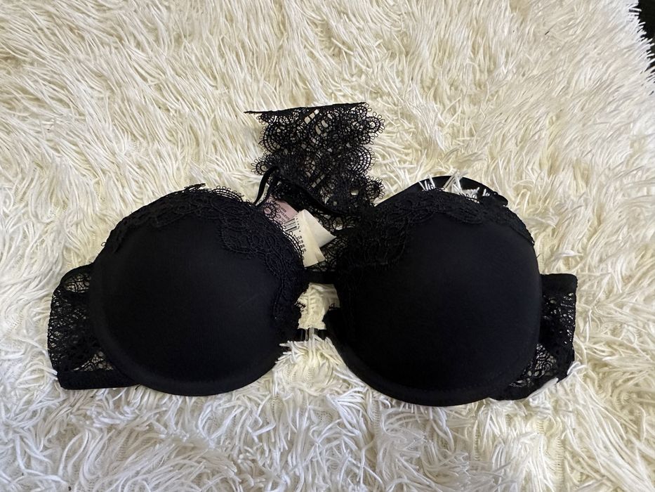 Бюстгальтер!