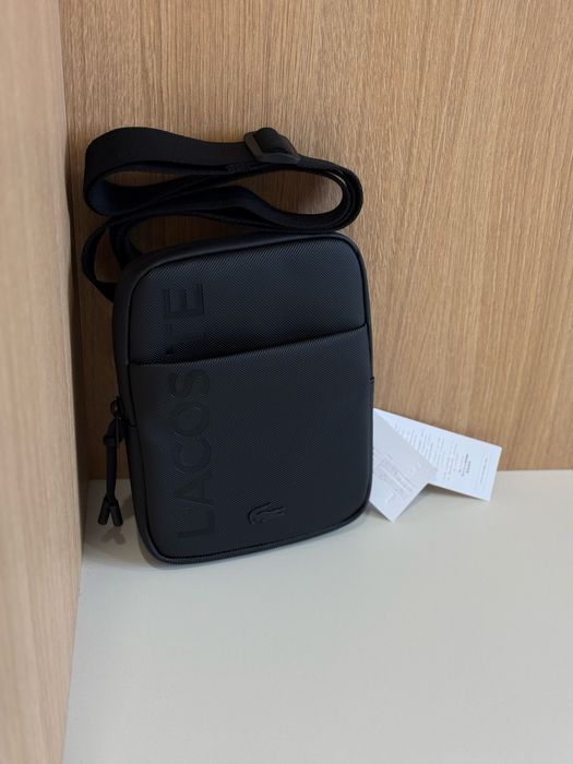 Чоловіча сумка Lacoste S Flat Crossover Bag NH3136PO