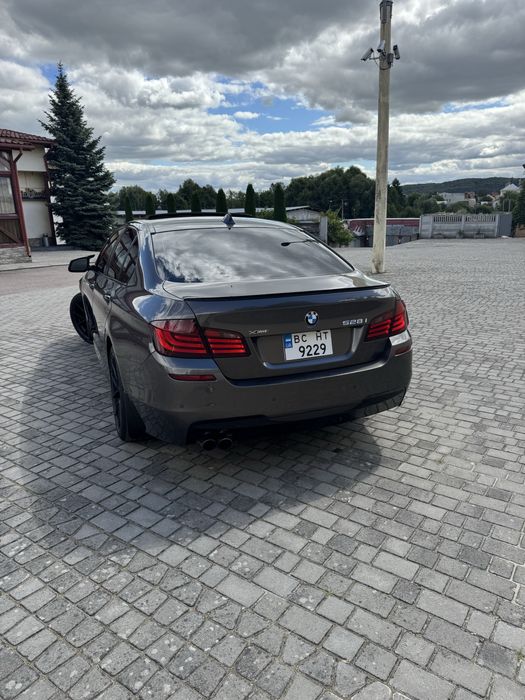 BMW F10 528i xdrive