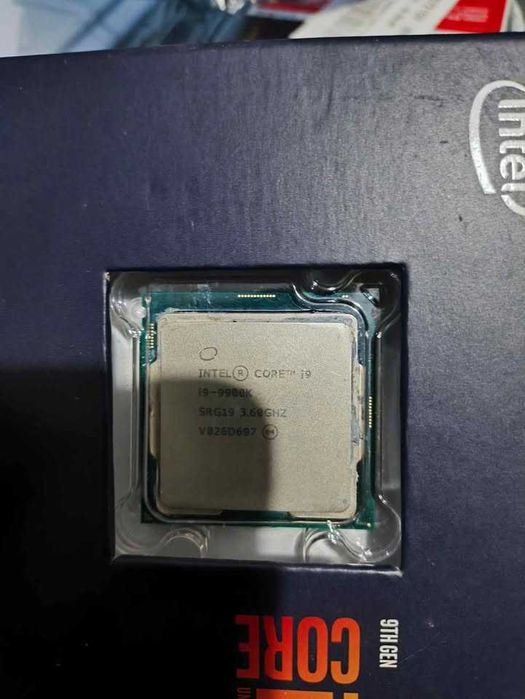 Procesor I9-9900k + Z390 Aorus Elite + 32gb Ram