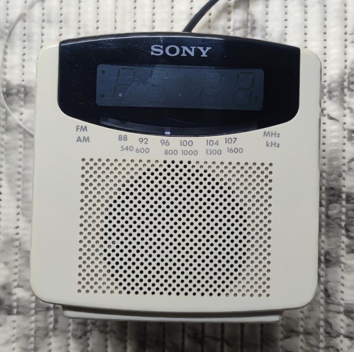 Radio Sony DIGICUBE, Despertador