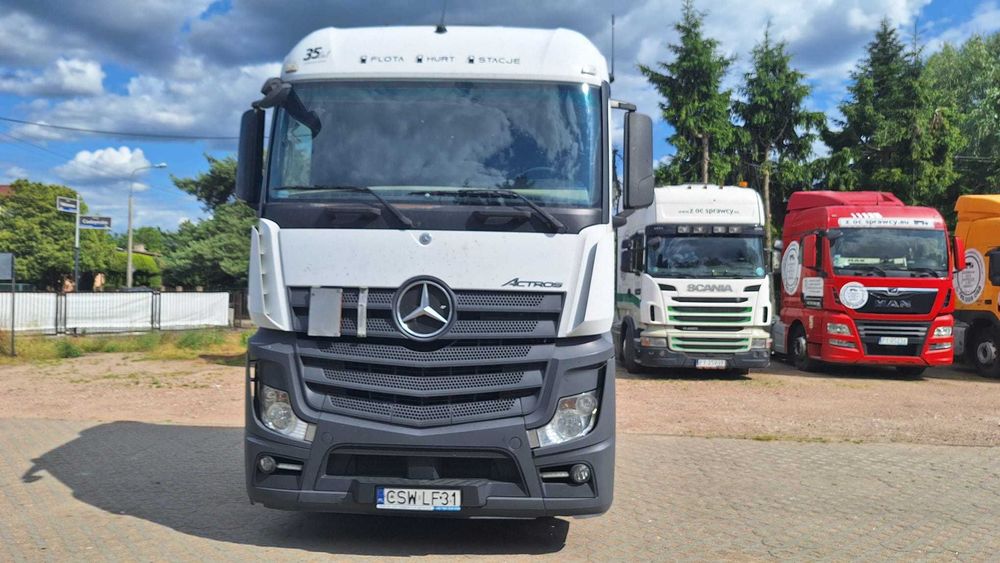 Bezgotówkowy wynajem z OC Sprawcy - Mercedes Actros Pełny ADR