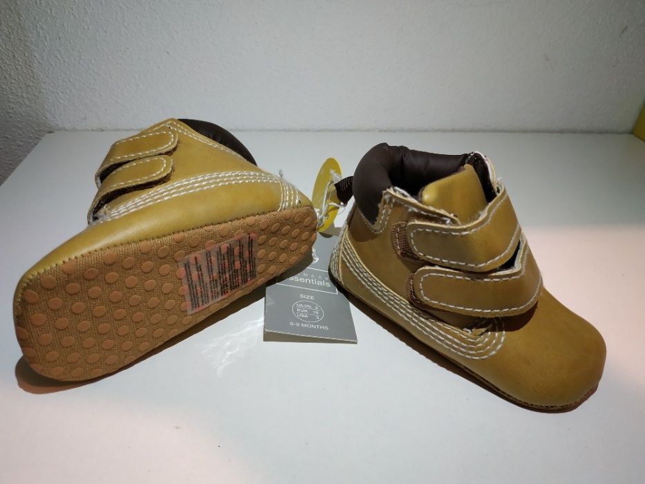 Conjunto sapatos bébe - NOVOS