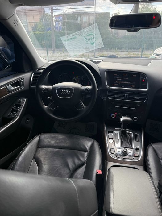 Продам Audi Q5 Quattro 2012 рік можлива розстрочка,кредит,обмін!