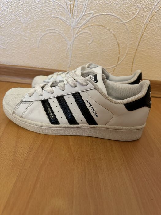 Кеди адідас оригінал
