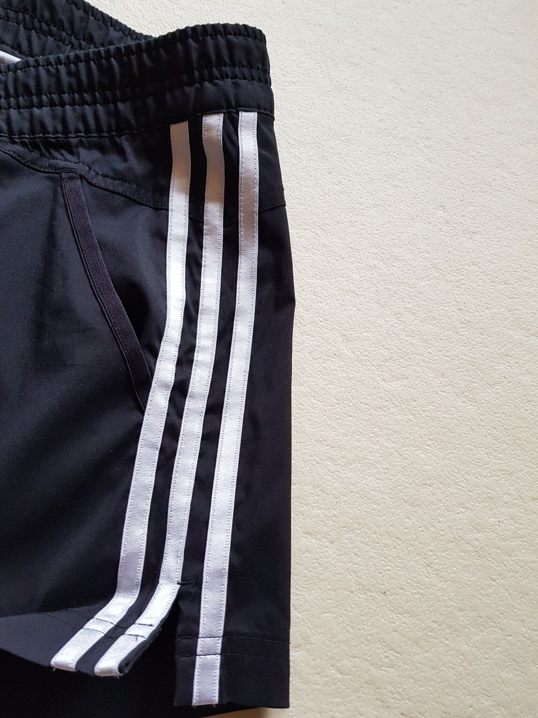 Spodenki  Adidas Climalite damskie XS 34