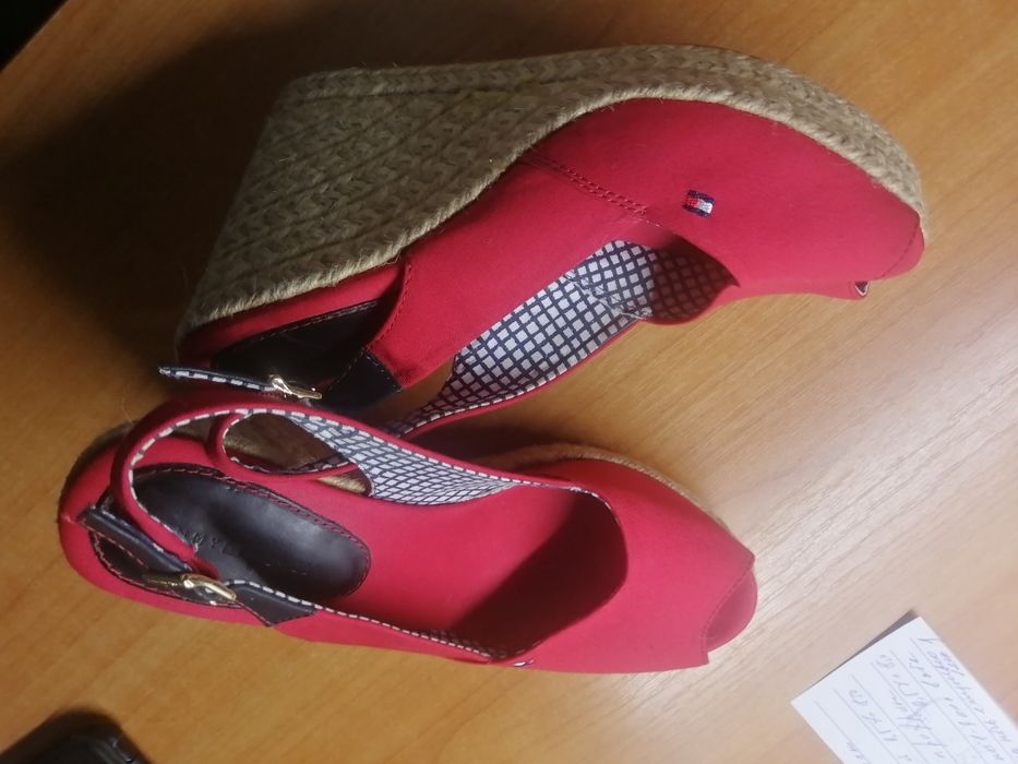 Женские босоножки Tommy Hilfiger 37 р.