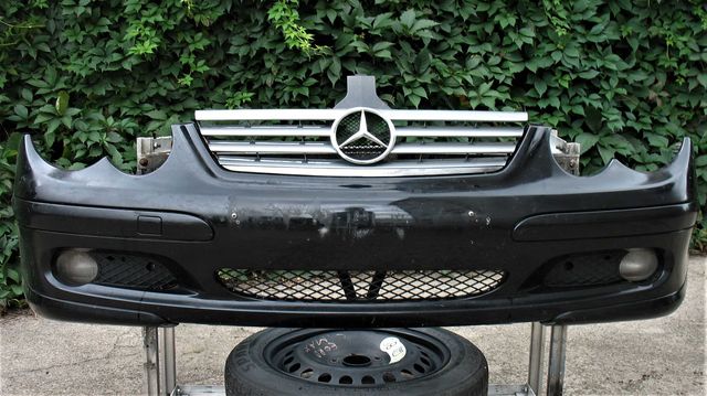 Mercedes C-Klasa Sport Coupe zderzak przód opis