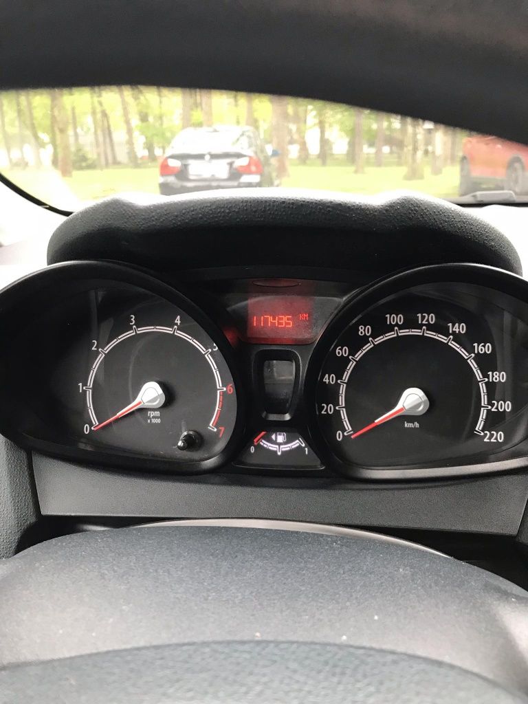 Ford Fiesta 1, 2 benzyna