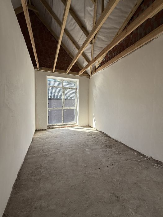 Таунхаус Буча РОЗСТРОЧКА Газ