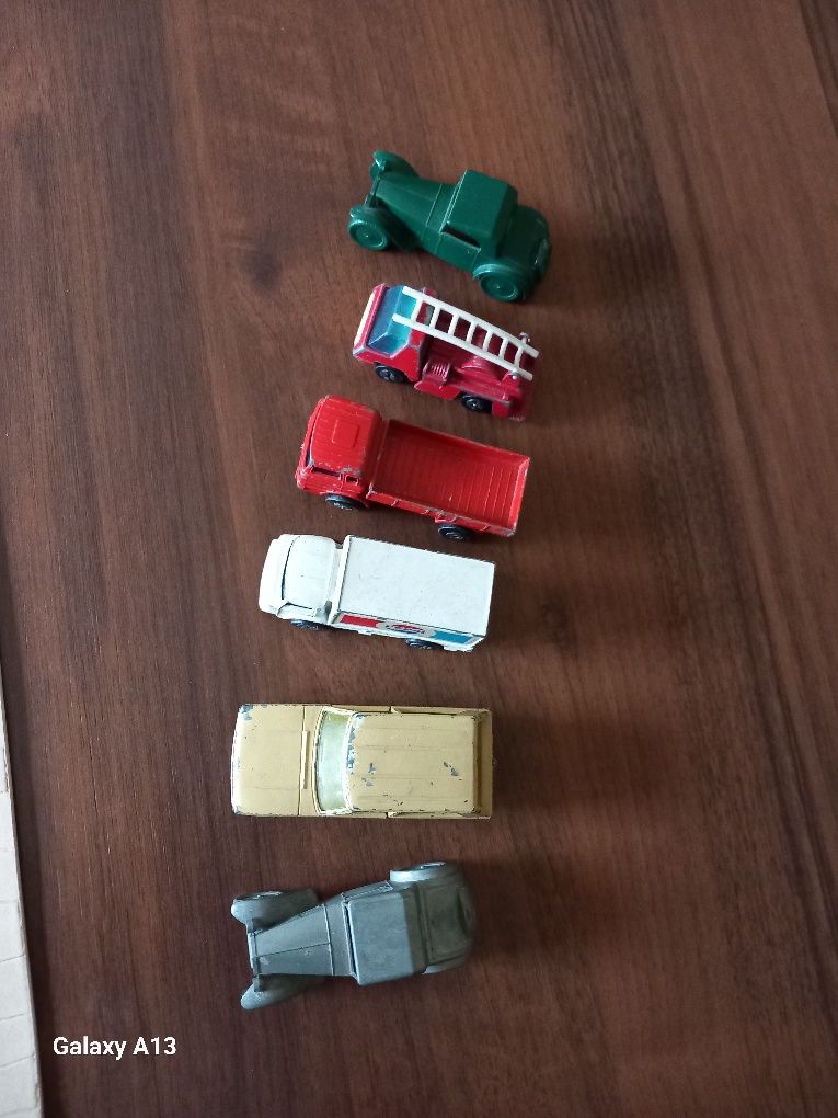 Stare modele samochodzików