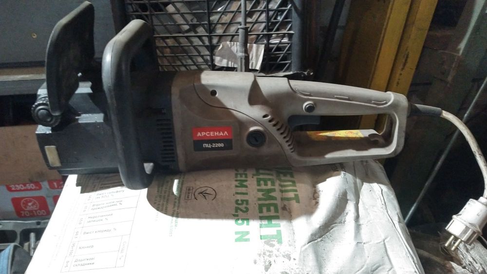Електропила Арсенал,в робочому стані