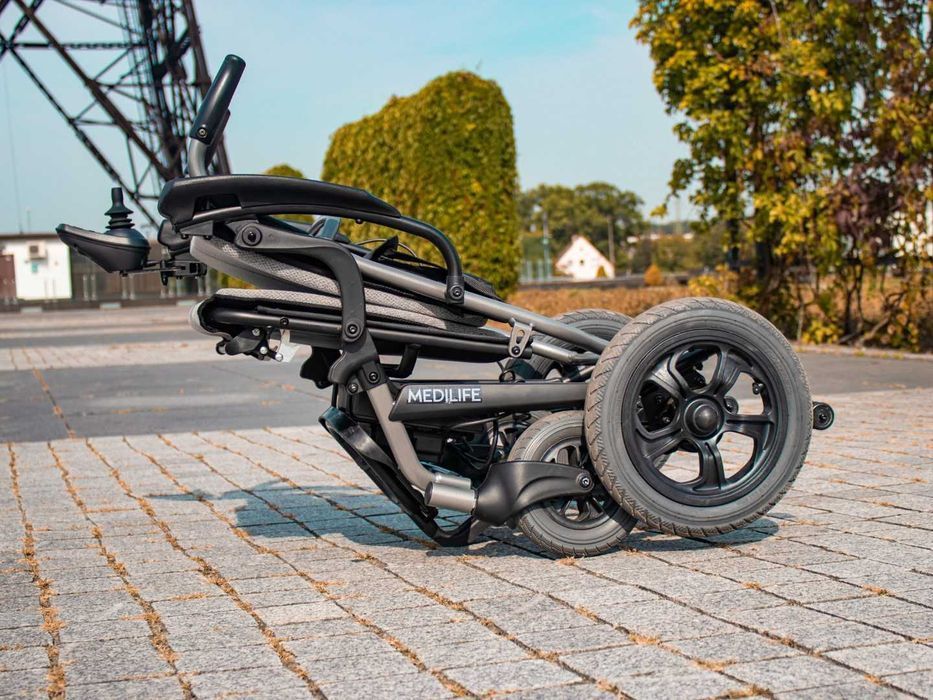 MEDILIFE O2 ultra lekki wózek inwalidzki elektryczny składany NFZ