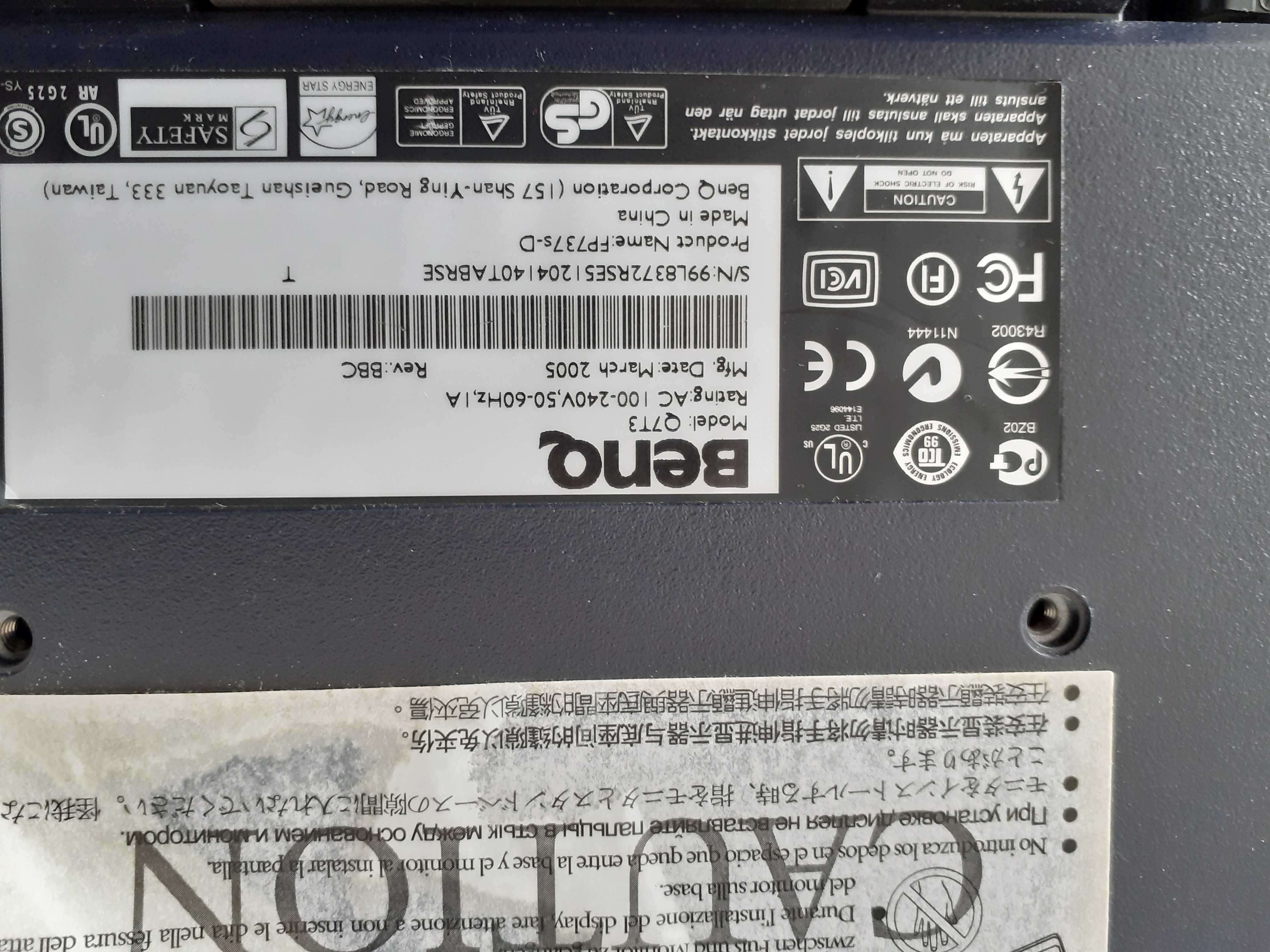 Monitor , stacja ,klawiatura ,ładowarka mysz
