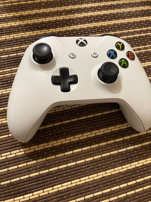 Джойстик Xbox one
