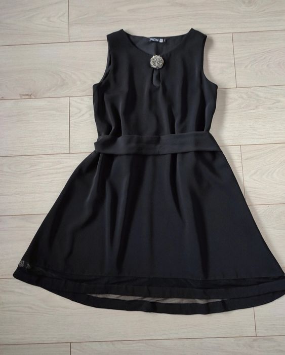 Elegancka sukienka wieczorowa koktajlowa mała czarna Why not rozm 36 S