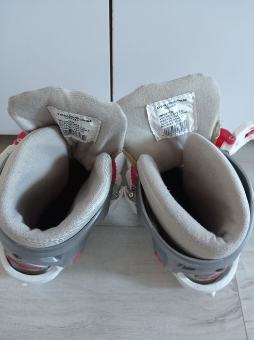 Łyżwy figurowe regulowane r.32-35