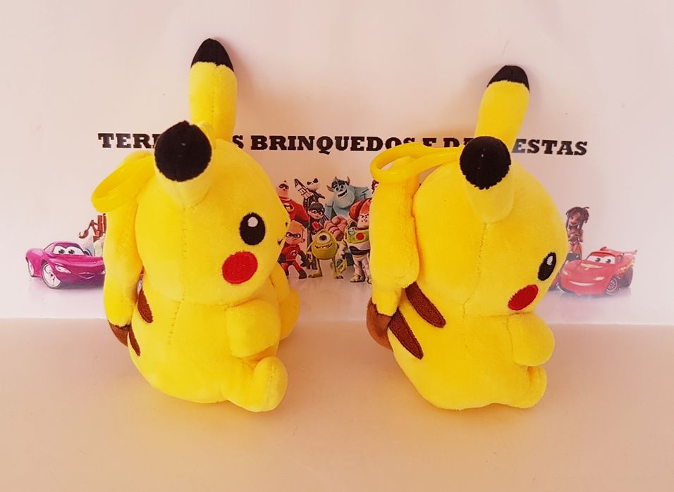 1 Peluche/Porta-Chaves Pikachu (Portes Incluidos)