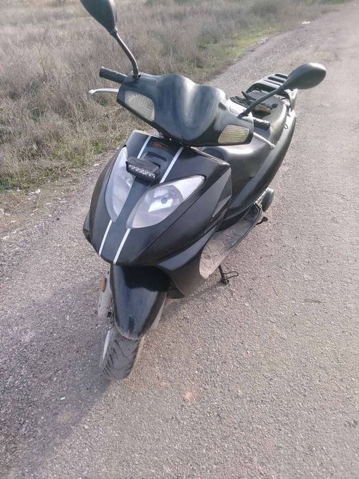 Скутер 4т 150сс на ходу