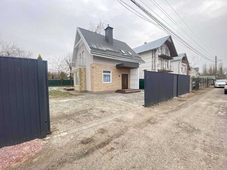 Русанівські Сади. Продаж окремого будинку в Києві