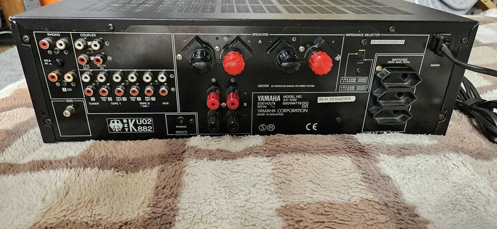 Wzmacniacz Yamaha AX-592