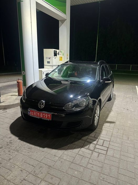 Економне авто golf 6 1.6 TDI 2011р.