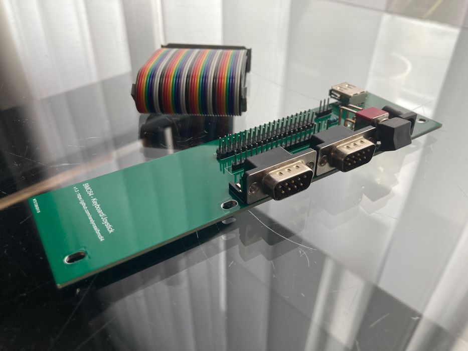 BMC64 - Raspberry Pi w obudowie Commodore 64 - Klawiatura/Joystick
