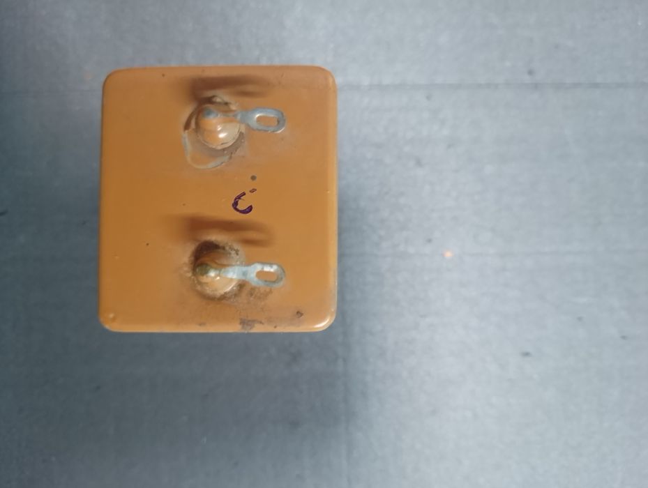 Конденсатор МБГО 300В 20 мкФ ± 10% (СРСР, 1974 р.)