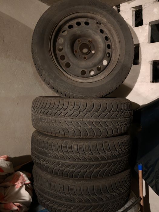 Sprzedam kpl. kół zimowych stalowych 15 cali Opel Zafira A 2.0 Dti
