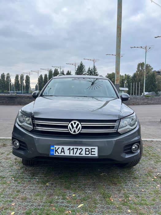 Volkswagen Tiguan 2.0 бензин Повний привід Автомат Ідеальний стан