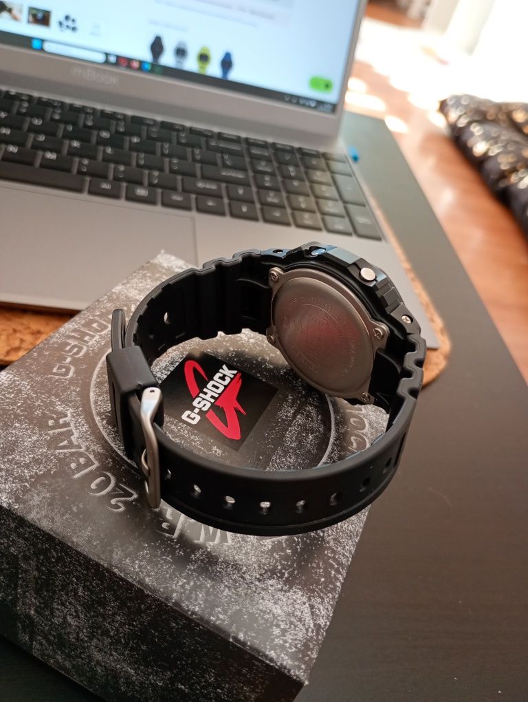 Casio G Shock DW5600bb
