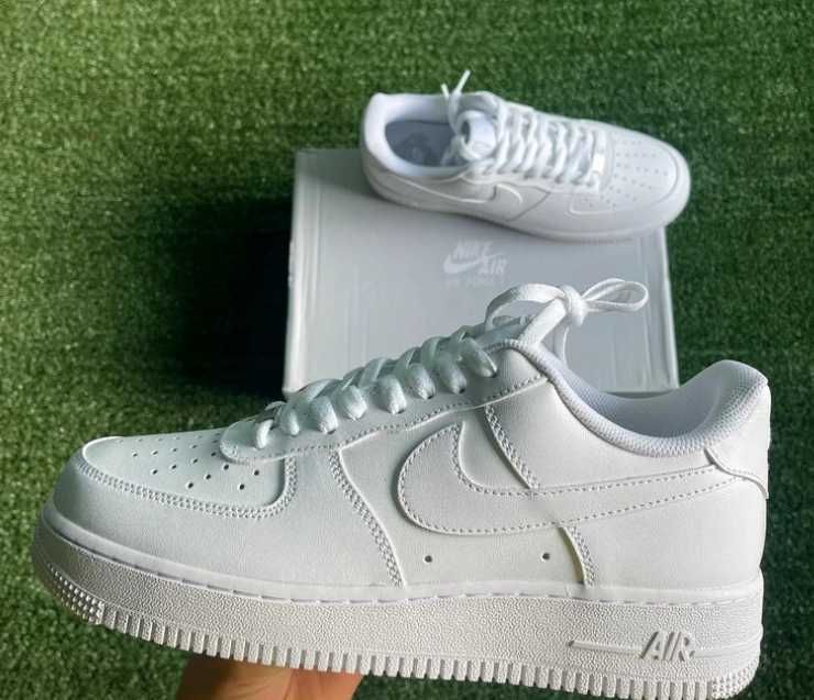 Nike Air Force 1 '07 white 38.5