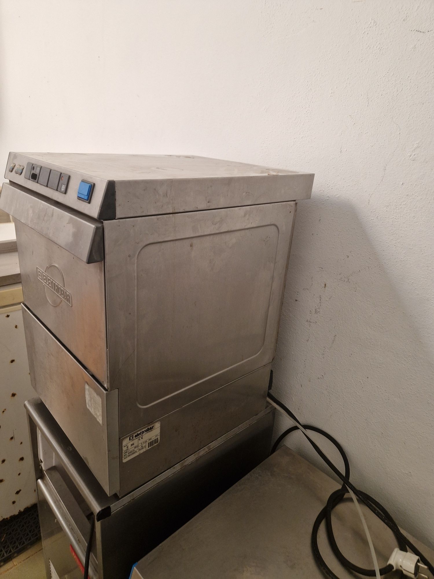 Maquina de lavar loiça industrial eletrobar