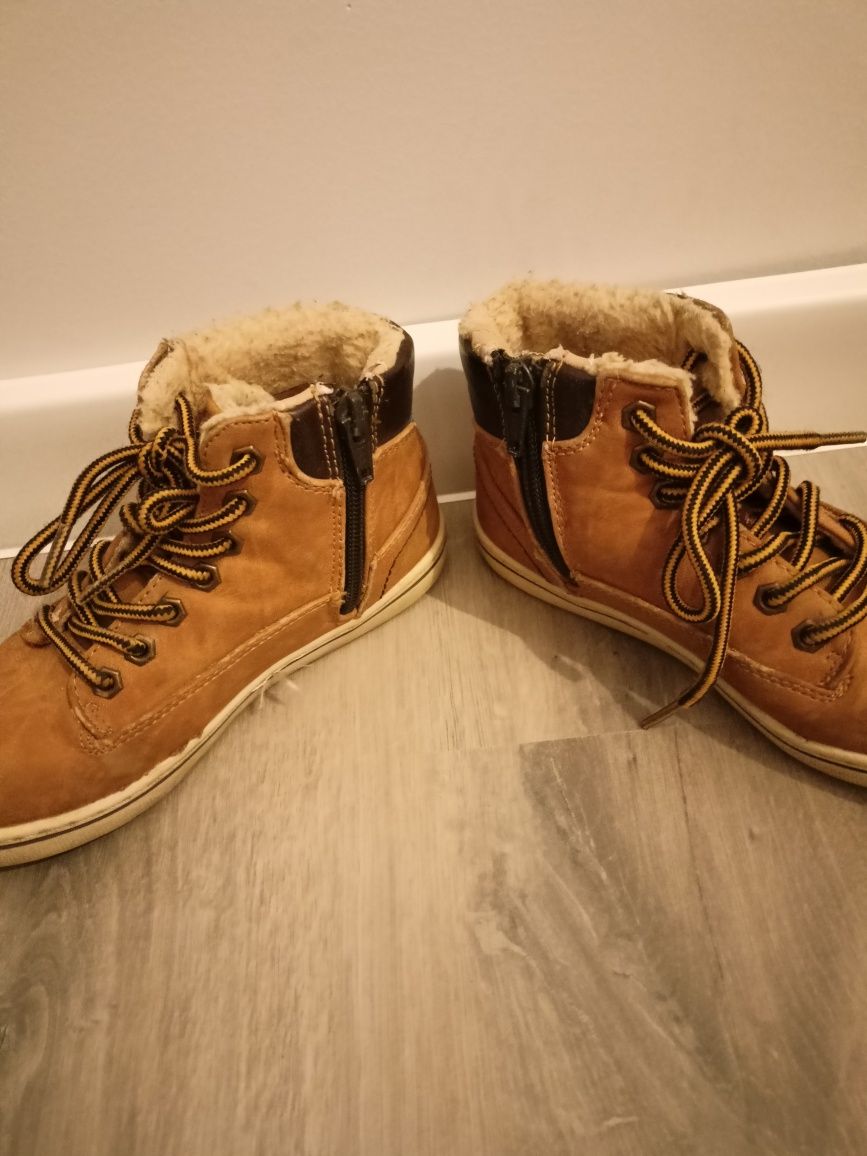 Musztardowe buty dla chłopca na jesień wiosnę zimę 30