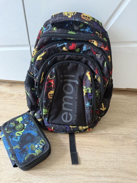 Plecak do szkoly mlodziezowy  emoji czarny st majewski