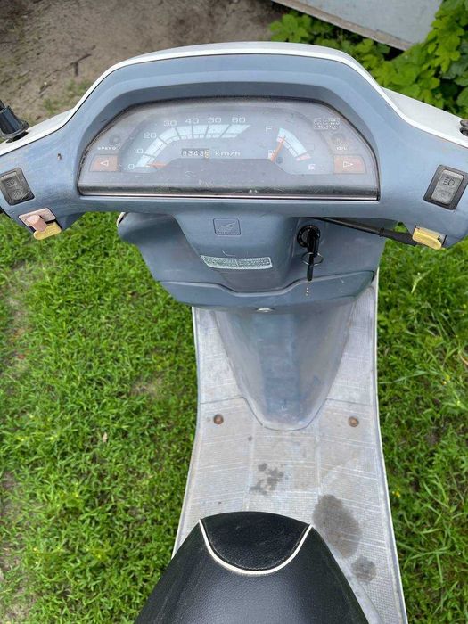 Скутер Honda  на ходу обмін-продаж