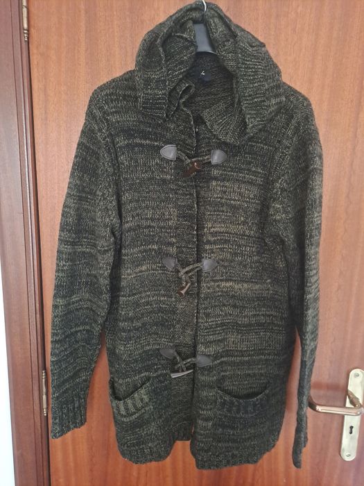 Vendo casaco comprido de malha 2ª mão  bom estado