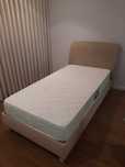 Cama de solteiro c/colchão (como novo)