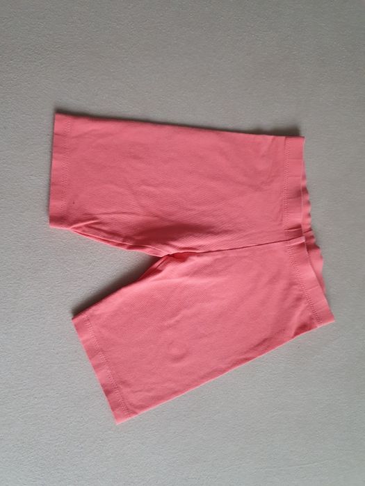 Idealne spodenki kolarki F&F łososiowe 98 2-3lat