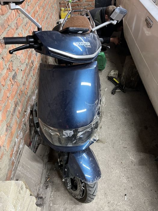 Продам максетр люмія електро скутир