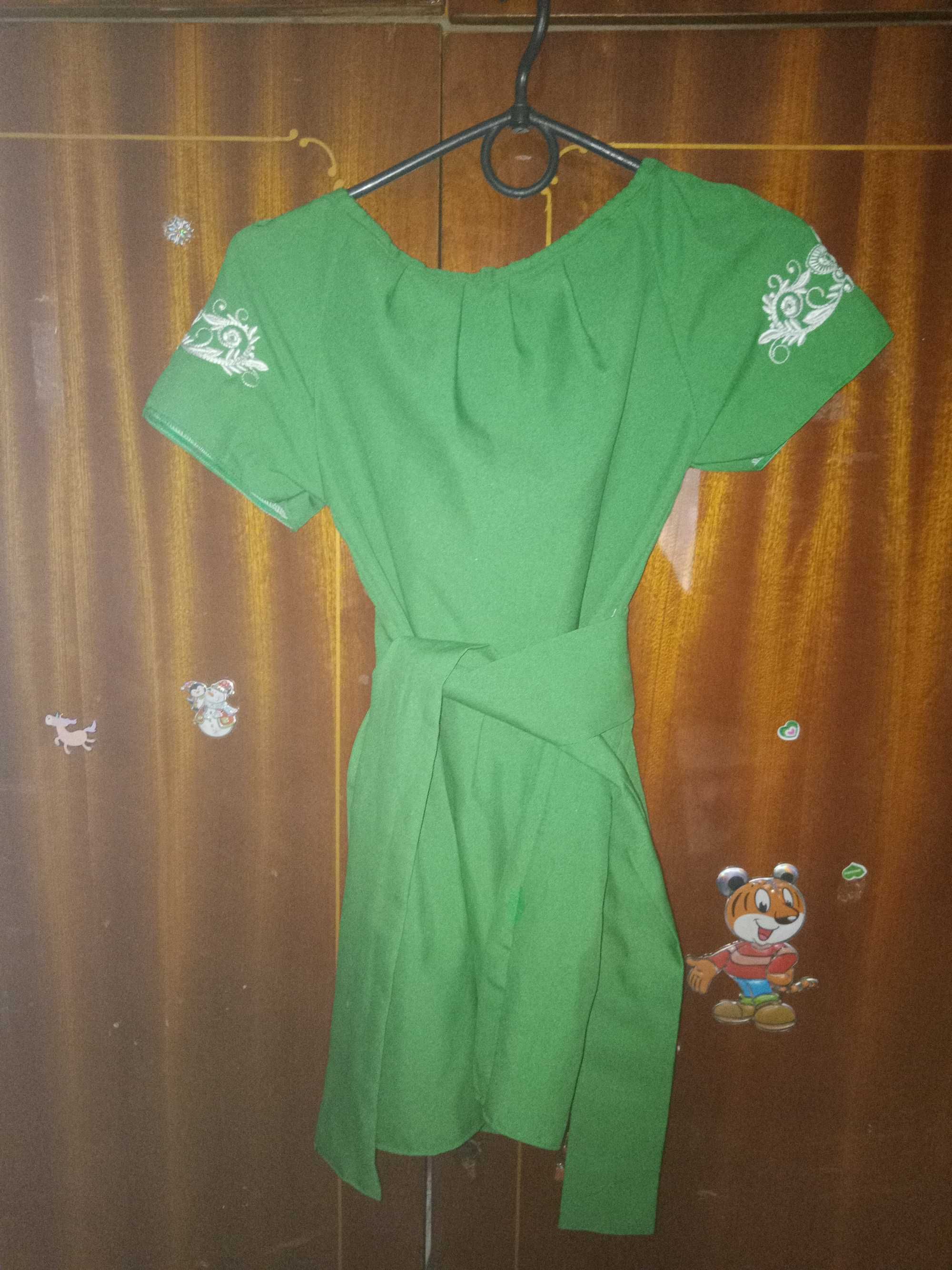 Продаю сукню вишиванку