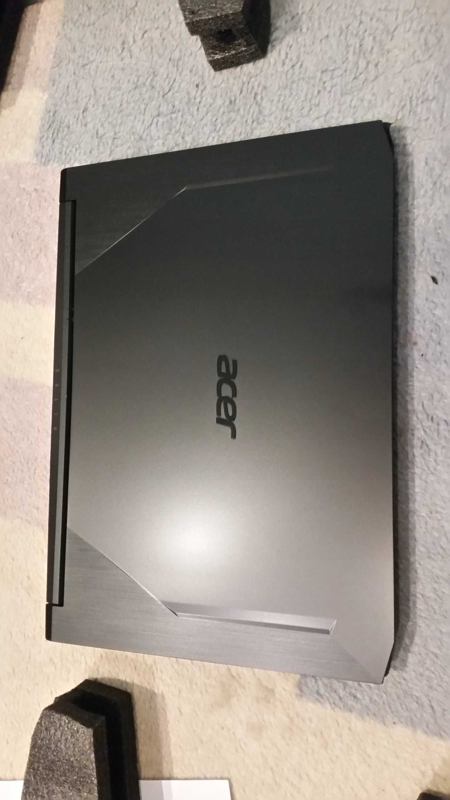 Acer Nitro 5 Ryzen5 4600H 8/512GB 1650 Ti W10 144h