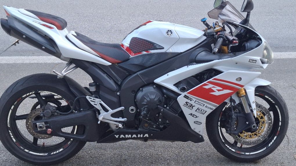 Yamaha yzf R1 2008