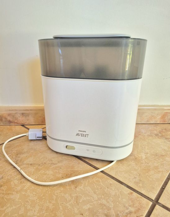 Esterilizador de Biberons Elétrico Philips Avent, óptimo estado