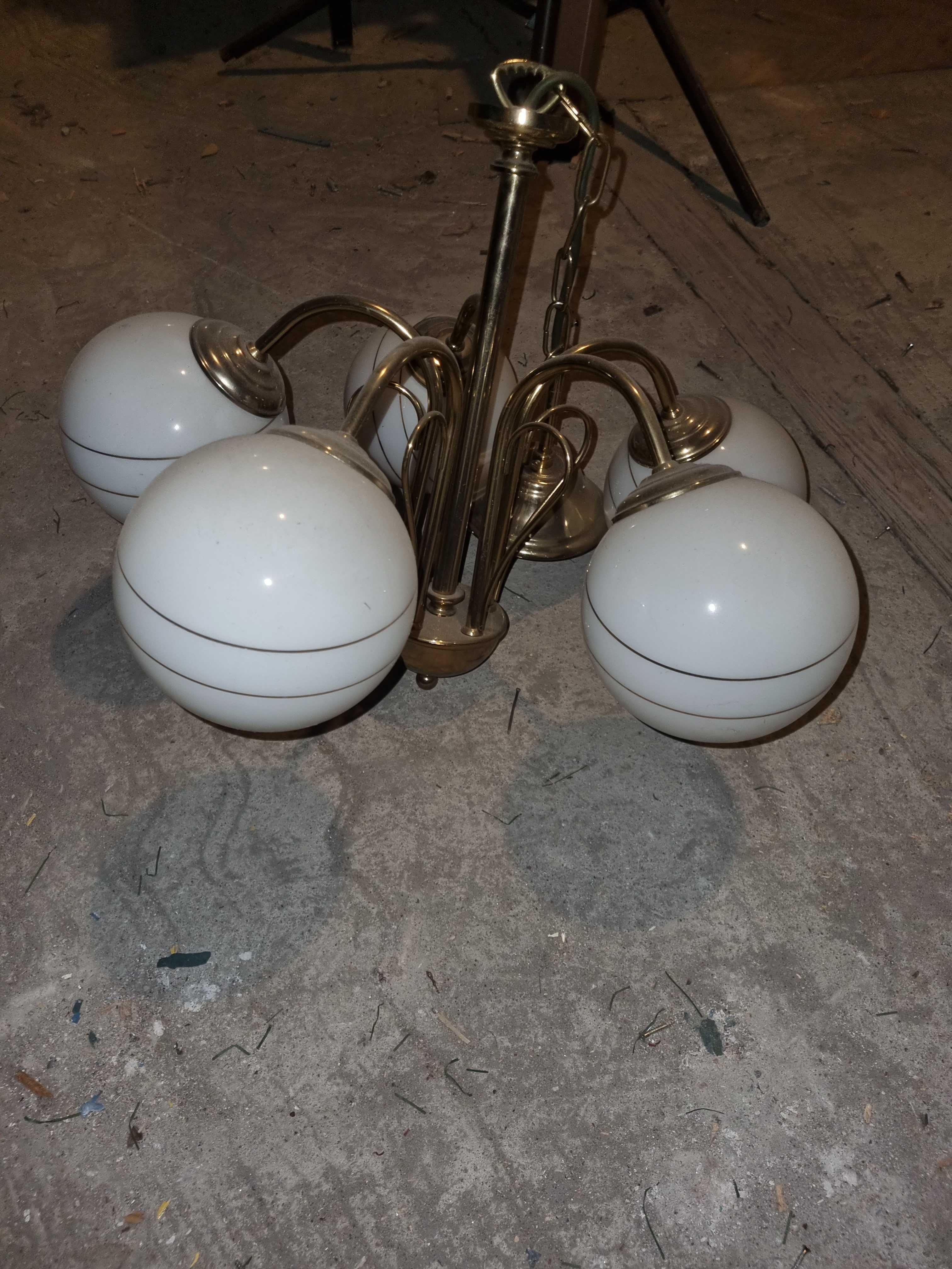 Żyrandole , lampy sufitowe sprzedamy 3szt.