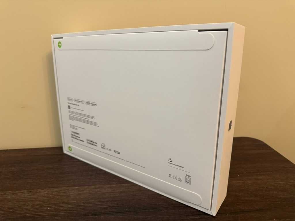 MacBook Air 13 M4 (16Gb/256Gb) 2025 Sky Blue (MC6T4) новий запакований