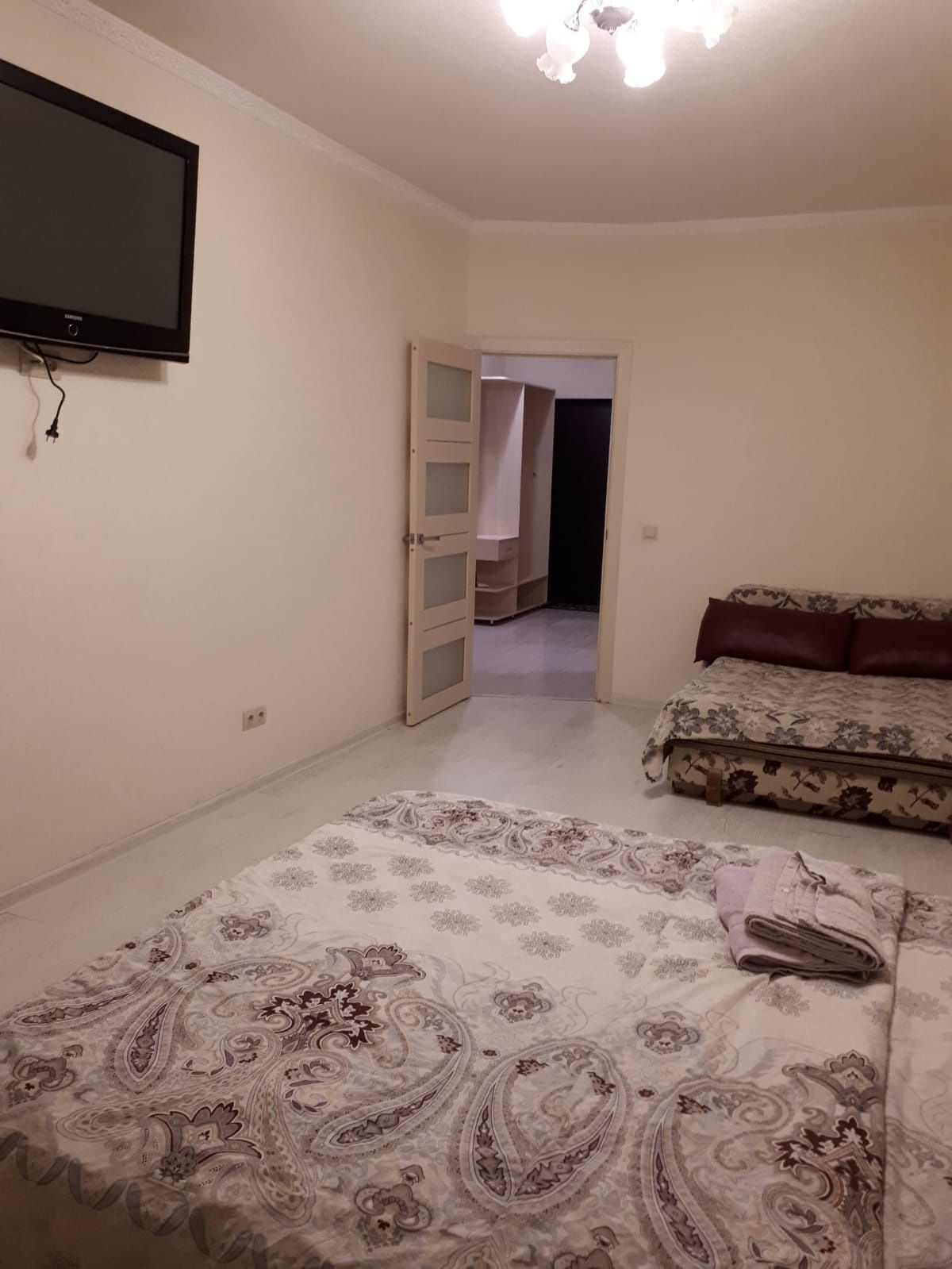 Подобова оренда 1 кім.квартири на Позняках, вул.Драгоманова, 800 грн.