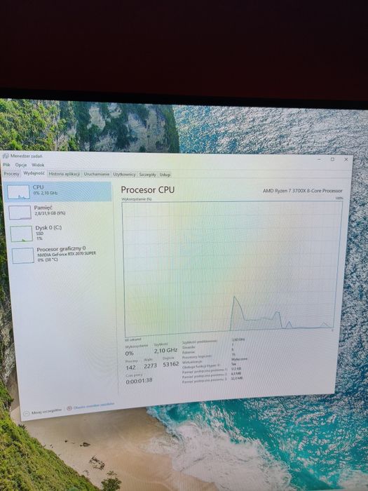 bardzo piękny i wydajny komputer